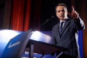 Περιοδεία Κυρ. Μητσοτάκη στη Μακεδονία με σιωπηλούς βουλευτές