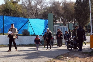 Απαγόρευση εισόδου σε hotspots και κέντρα μετεγκατάστασης για τον Τύπο