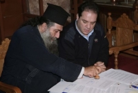 «Η Αποστολή του παπα-Στρατή» για τους πρόσφυγες