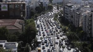 ΕΕ: Συμφωνία για το τέλος της πώλησης καινούργιων αυτοκινήτων με κινητήρες εσωτερικής καύσης από το 2035