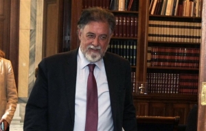 Πανούσης:Δέχομαι πόλεμο και απαντώ με απόψεις μου, όχι με επιθέσεις