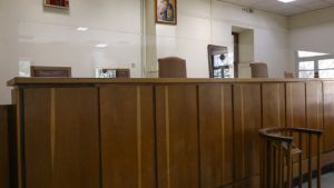 Ελεύθερα τα μέλη του Ρουβίκωνα που πέταξαν τρικάκια στο Μέγαρο Μαξίμου