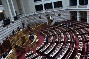 Οι μουστερήδες βγήκαν στο μεϊντάνι