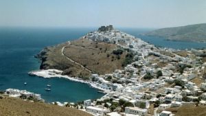 Der Spiegel: Η Αστυπάλαια θα γίνει Eργαστήριο δοκιμών πράσινης ηλεκτρικής ενέργειας, με τη βοήθεια Volkswagen και κυβέρνησης