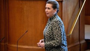 Δανία: Η Μέτε Φρεντέρικσεν εξασφαλίζει τρίτη θητεία με νέα κυβέρνηση