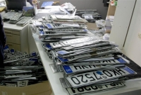 Ο Δήμος Αθηναίων επιστρέφει πινακίδες εν όψει Δεκαπενταύγουστου