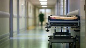 Ελλείψεις προσωπικού στο ΕΣΥ: Ανησυχία για τις επιπτώσεις στη λειτουργία των νοσοκομείων