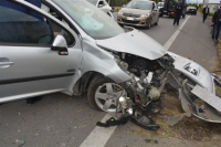 Σφοδρή μετωπική δύο Ι.Χ με τρεις γυναίκες νεκρές