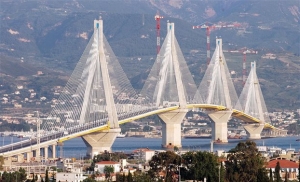 Κλειστό το πορθμείο Ρίου - Αντιρρίου λόγω ισχυρών ανέμων στην περιοχή