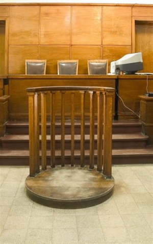 Στο σκαμνί στελέχη του Δημοσίου για άδεια σε ΙΕΚ