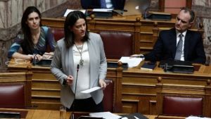 Αντιπαράθεση Κεραμέως- Τσακαλώτου για το ωρολόγιο πρόγραμμα του σχολείου