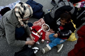 Πειραιάς: Μειωμένες οι προσφυγικές ροές, μέχρι τις αποβάθρες οι σκηνές
