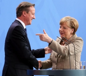 Η Μέρκελ δεν αποκλείει αλλαγές στις Συνθήκες της ΕΕ