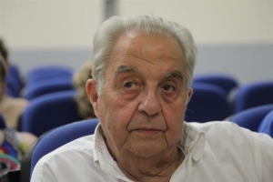 Με Φρόιντ και Μαρξ ερμηνεύει την Κωνσταντοπούλου ο Φλαμπουράρης