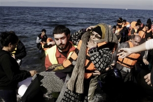 Πάνω από 540.000 πρόσφυγες έφτασαν στα ελληνικά νησιά το 10μηνο