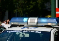 Γλυφάδα: Ληστές απείλησαν ότι θα κάψουν με σίδερο ηλικιωμένη