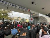 Καταδίωξη στη Θεσσαλονίκη: Οργή και αγωνία από συγγενείς και φίλους για τον πυροβολισμό 16χρονου (pics)