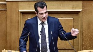 Ο Θάνος Πλεύρης νέος υπουργός Μετανάστευσης και Ασύλου