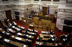 Κόντρα κυβέρνησης - ΝΔ με φόντο το Σκοπιανό