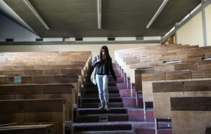 Χωρίς καμία ζήτηση στην αγορά εργασίας ένα στα δύο πτυχία