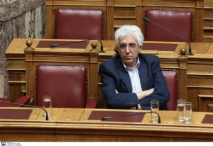 Συνάντηση Βούτση-Παρασκευόπουλου με την μητέρα Φύσσα στην Βουλή