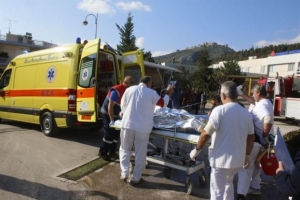 Ζάκυνθος: Μια τραυματίας από πρόσκρουση επιβατικού σκάφους σε βράχο