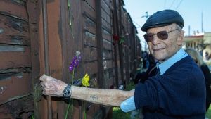 Θλίψη για τον θάνατο του Χάιντς Κούνιο, τελευταίου επιζώντα από το Άουσβιτς