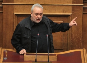 «Μονταζιέρα» του Αθηναϊκού Πρακτορείου καταγγέλλει ο Γρ.Ψαριανός