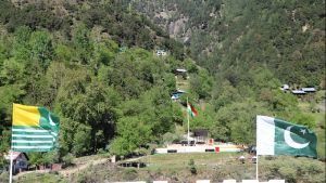 Σφοδρές εκρήξεις στο πακιστανικό Κασμίρ: Αναφορές για ινδικές πυραυλικές επιθέσεις