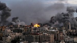 Ο ισραηλινός στρατός ετοιμάζεται για συντονισμένες επιθέσεις στη Γάζα «από αέρα, θάλασσα και ξηρά»