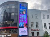 Η Θεσσαλονίκη “φιγουράρει” στην πλατεία Leicester Square του Λονδίνου ως θαυμάσιος προορισμός city break