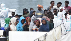 Ισπανία: Διάσωση 900 μεταναστών – Εντοπισμός τεσσάρων σορών