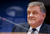 Ιταλός πρώην ευρωβουλευτής φέρεται ως εγκέφαλος στην υπόθεση δωροδοκίας από το Κατάρ