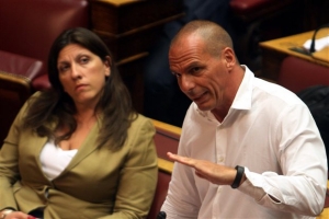 Την Λαική Ενότητα στηρίζει ο Γιάνης Βαρουφάκης