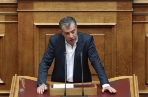 Στ. Θεοδωράκης: Ζητά συμβούλιο πολιτικών αρχηγών για τις διαπραγματεύσεις