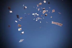 Εσμπούργκ: «Ήταν λάθος των δανειστών ότι δεν συζήτησαν για το χρέος της Ελλάδας»