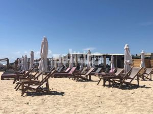 Θεσσαλονίκη: Ένταση με beach bar στον Ποταμό – Καταγγελίες για αποκλεισμό ηλικιωμένων