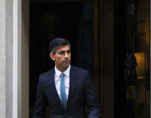 Σούνακ: Η Δύση θα πρέπει να είναι πιο τολμηρή στην κατάσχεση ρωσικών περιουσιακών στοιχείων