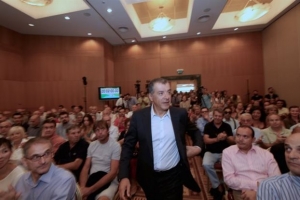 Θοεδωράκης: Θα συνεργαστούμε έστω και δια της αποχής