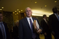 Αποδοκιμασίες για τον αντιπρόεδρο του Τραμπ