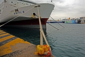 Στην Αθήνα οι δήμαρχοι Κρήτης για τα προβλήματα από την απεργία στα πλοία