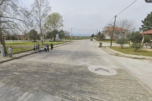 Σταυροχώρι Κιλκίς: Καθημερινός εφιάλτης η κίνηση οχημάτων στον κεντρικό δρόμο