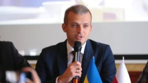 Ουκρανία: Συνελήφθη για δωροδοκία ύψους 400.000 ευρώ ο υφυπουργός Βασίλ Λοσίνσκι