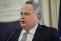 Ο Ν. Κοτζιάς συναντάται στα Σκόπια με την πολιτική ηγεσία της πΓΔΜ