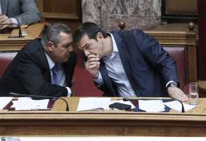 Ως άλλος Ιανός η κυβέρνηση εναλλάσει τα πρόσωπά της