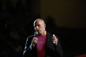 Βαρουφάκης: «Ναι, έχω κόλλημα με το χρέος»