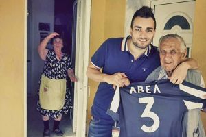 Ο Άβελ, ο λαχειοπώλης του Μαυρονερίου και του Κιλκίς, ο άνθρωπος της αγάπης