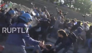 Ιταλία: Συγκρούσεις αστυνομίας-διαδηλωτών στο περιθώριο της G7