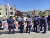 Θεσσαλονίκη: Συγκέντρωση διαμαρτυρίας εκπαιδευτικών και γονέων έξω από το 3ο Γυμνάσιο Πολίχνης
