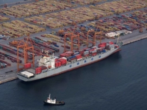 «Κλειδί» το λιμάνι για να ανοίξουν οι πόρτες της Κίνας